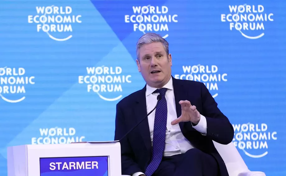 Keir Starmer sucking up to the rich and powerful at World Economic Forum, Davos.