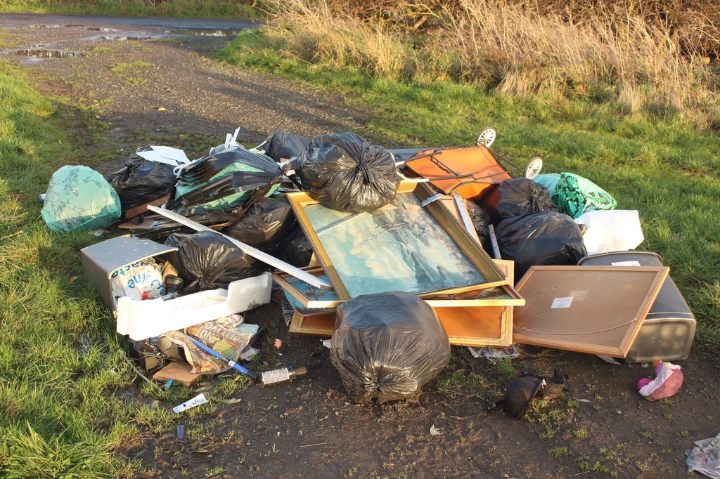 Flytipped rubbish. Image: Graham Robson, CC Attribution-ShareAlike 2.0 Generic (CC BY-SA 2.0) https://creativecommons.org/licenses/by-sa/2.0/